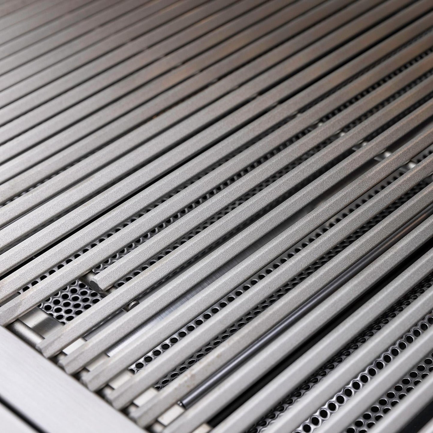 Blaze LTE+ 40" 5-Burner Built-In Gas Grill with Rear Infrared Burner