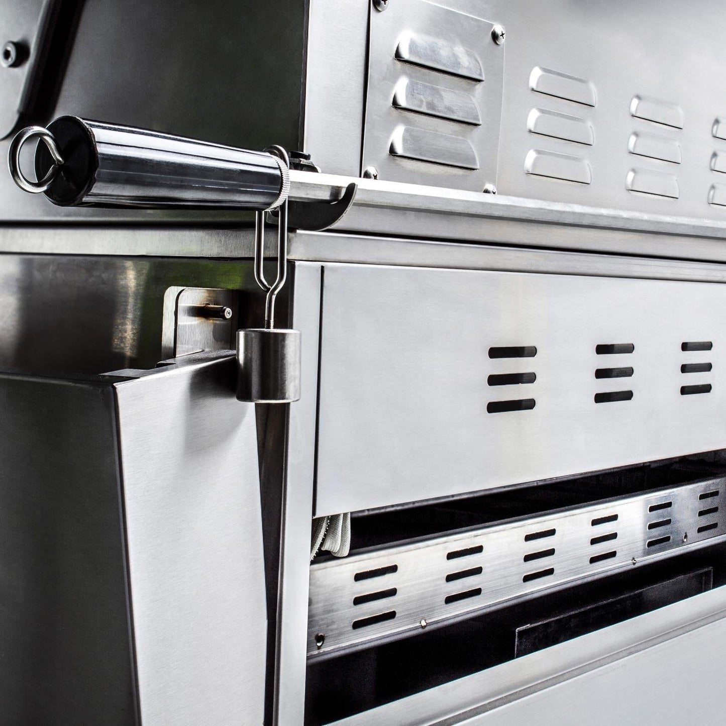Blaze Professional LUX 44" 4-Burner Built-In Gas Grill with Rear Infrared Burner