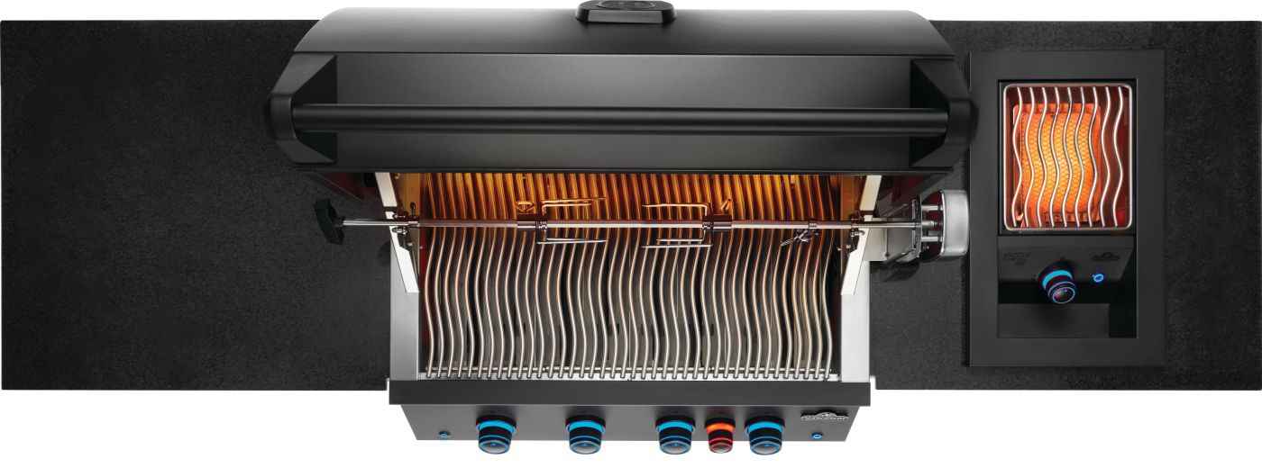 Napoleon OASIS 300 Outdoor Kitchen with 32" 700 Series Built-In Gas Grill