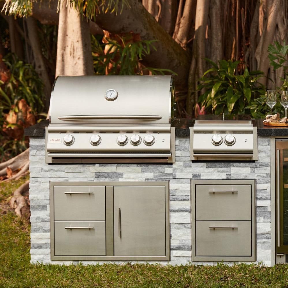 Blaze LTE+ 32" 4-Burner Built-In Gas Grill with Rear Infrared Burner